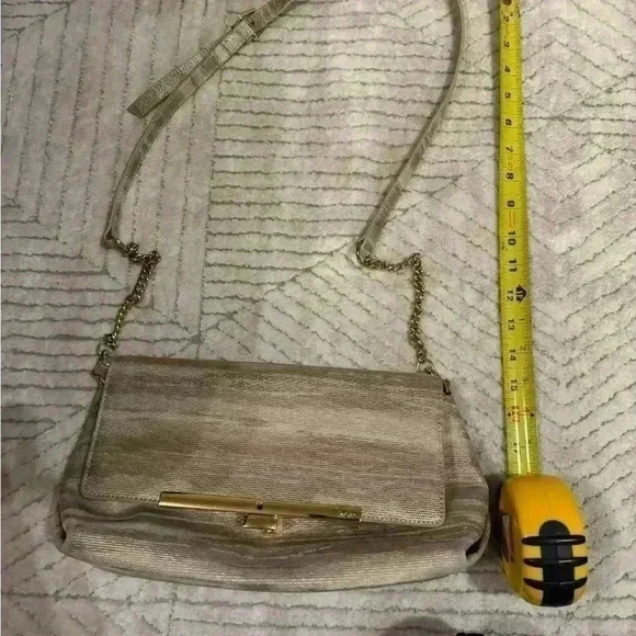 Botkier purse. Beautiful gold hues - Picture 9 of 9